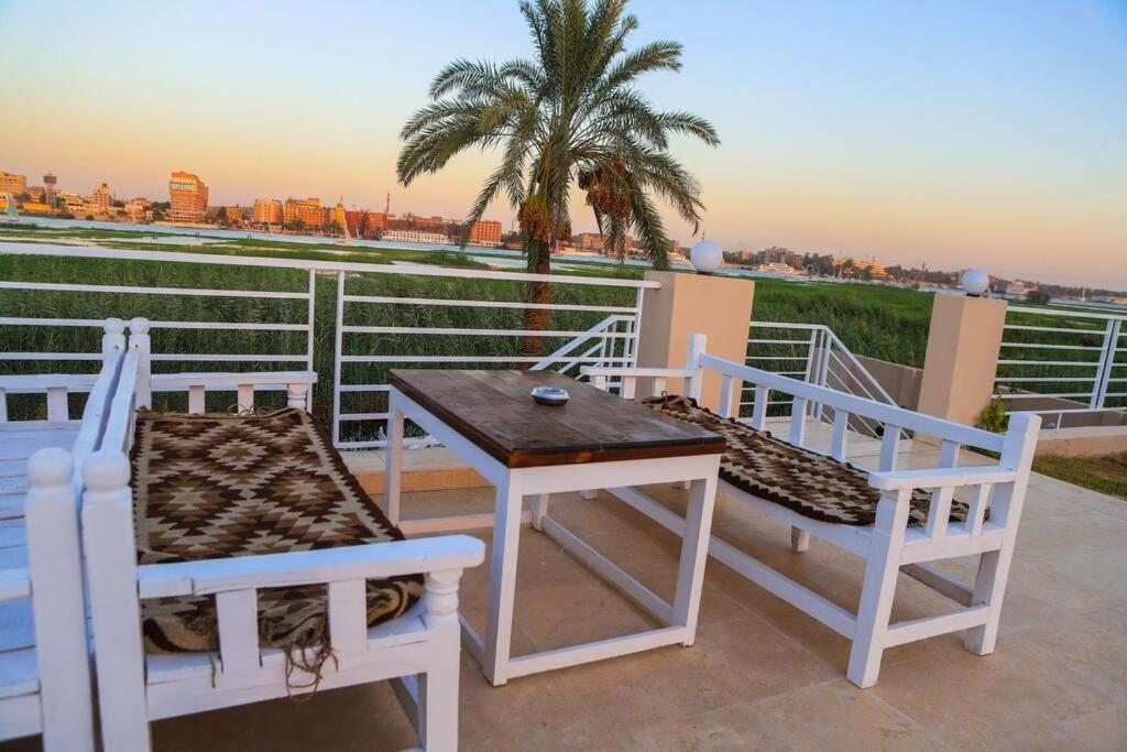 Royal Nile Villa - Nile View Apartment 1 الأقصر المظهر الخارجي الصورة